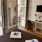 Πανσιόν Santa Cruz *