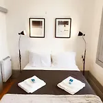 Πανσιόν Santa Cruz *