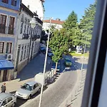 Santa Cruz *