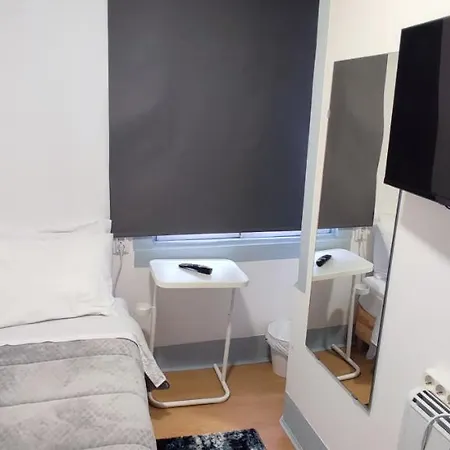 Santa Cruz Konukevi *